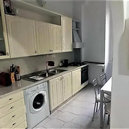 Cozy Flat In Testaccio 公寓 *
